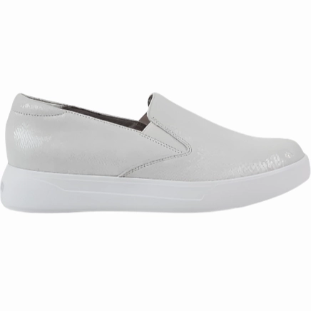 Munro Women's Lennox Slip-On Sneaker - White Snake Print Suede Function First