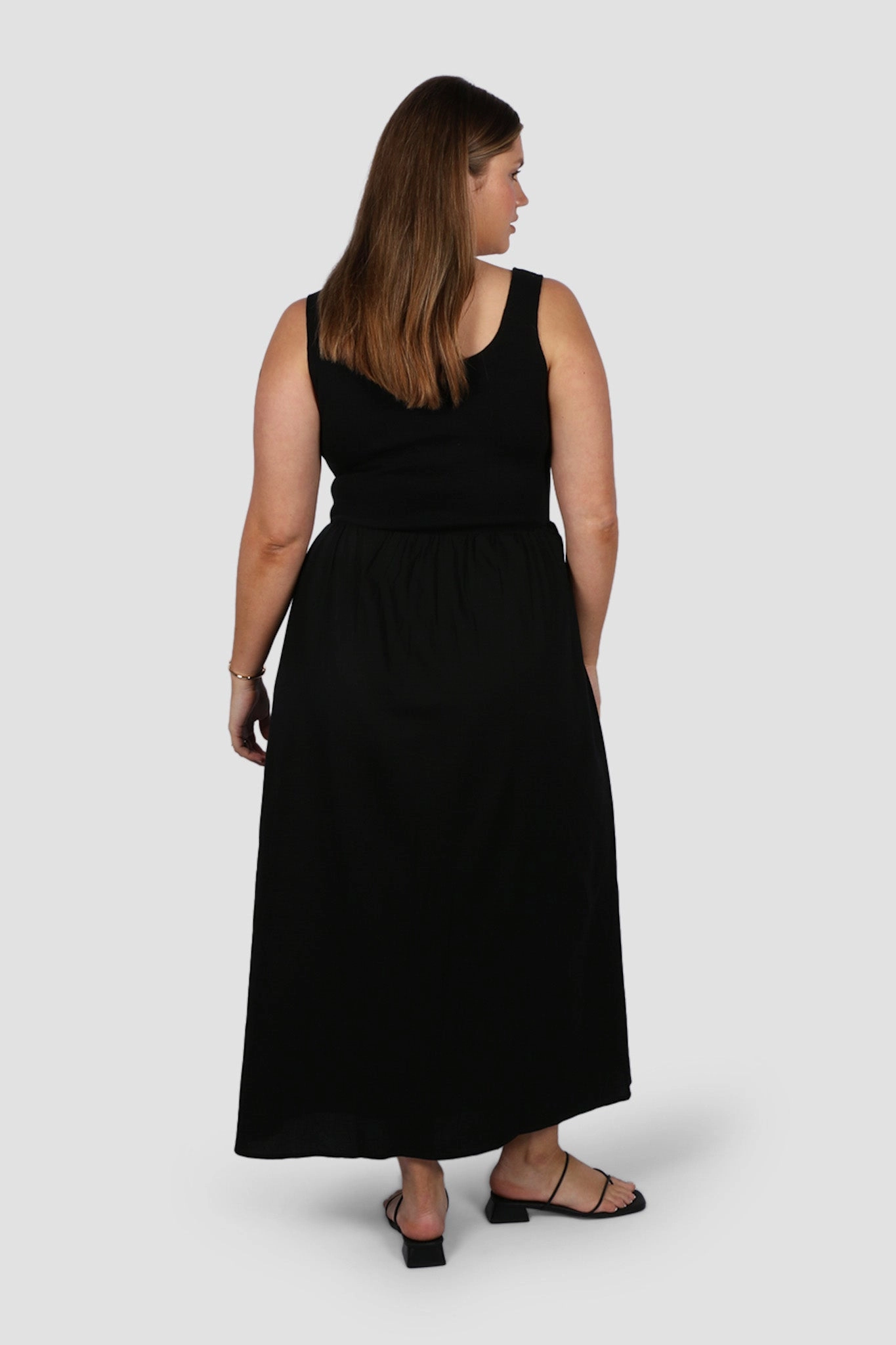 Subtle Finish Classic Vibe MYRA DRESS BLACK