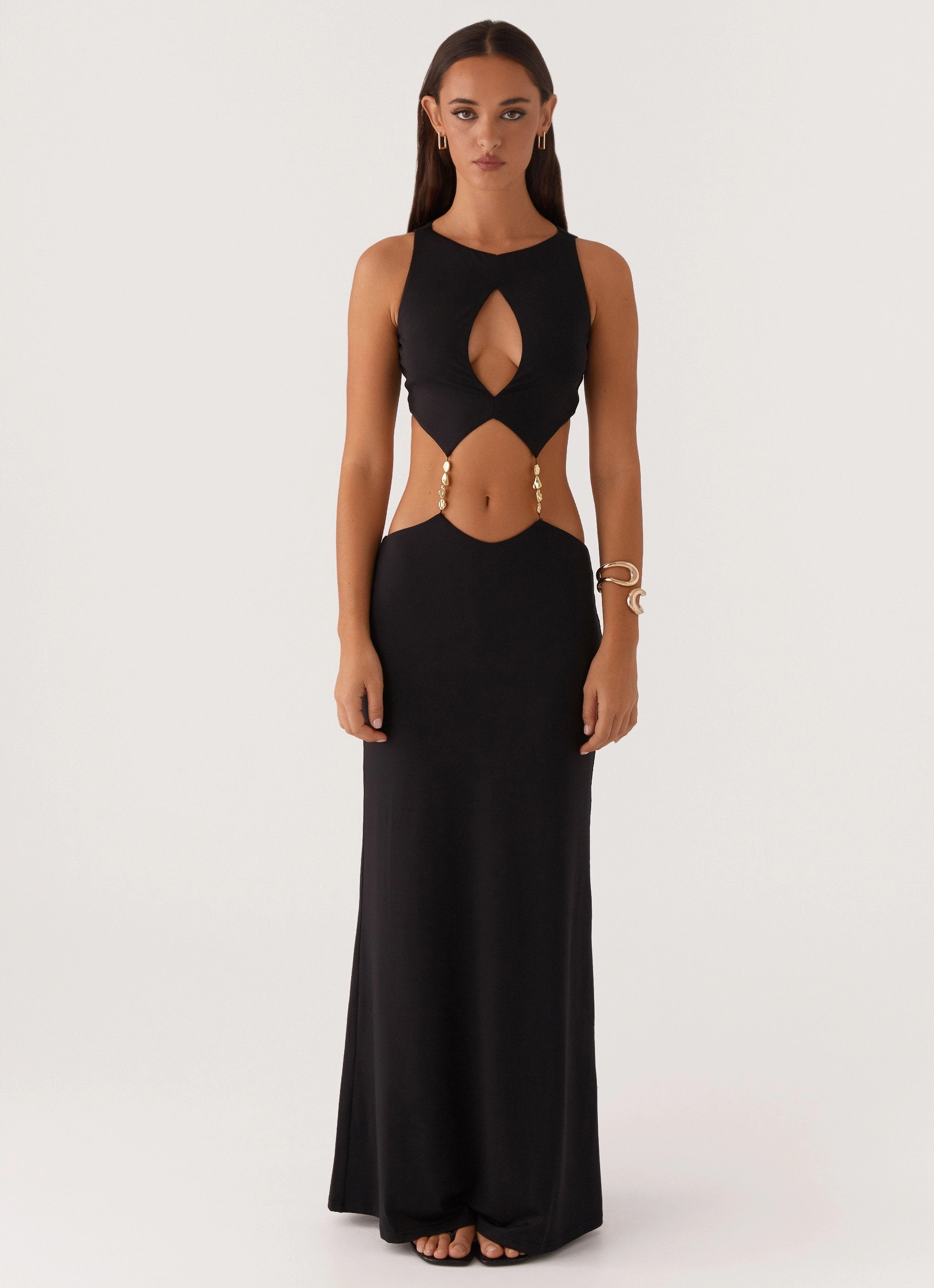 Cool Undertone Nadiya Maxi Dress - Black