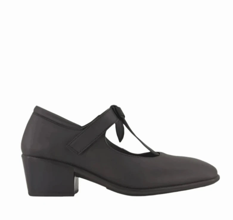 Airy Mesh Market Stroll Naot Women's Nobility Mary Jane - Black