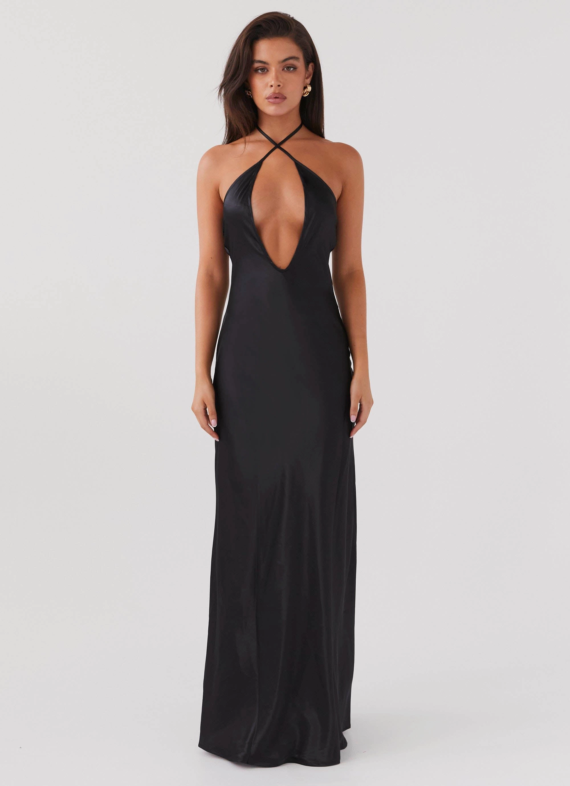 Noir Symphony Maxi Dress - Black Elegant Motion Travel piece