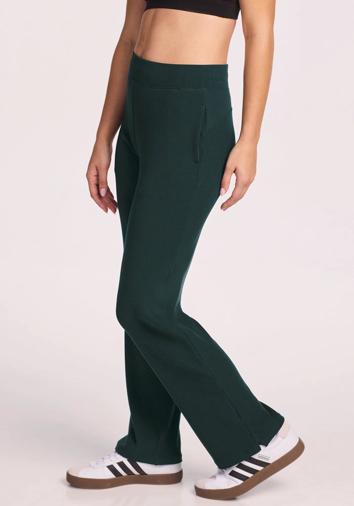 Luca Ribbed Pants - Deep Timber Smooth Fit Lining Quick Access Zippers