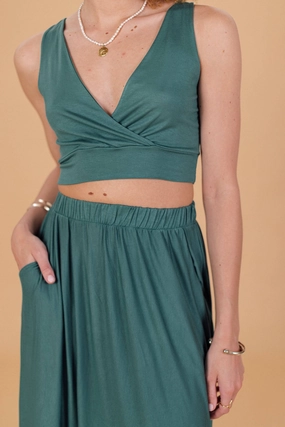 Hidden Button Placket Crop Top Itzel Emerald Green