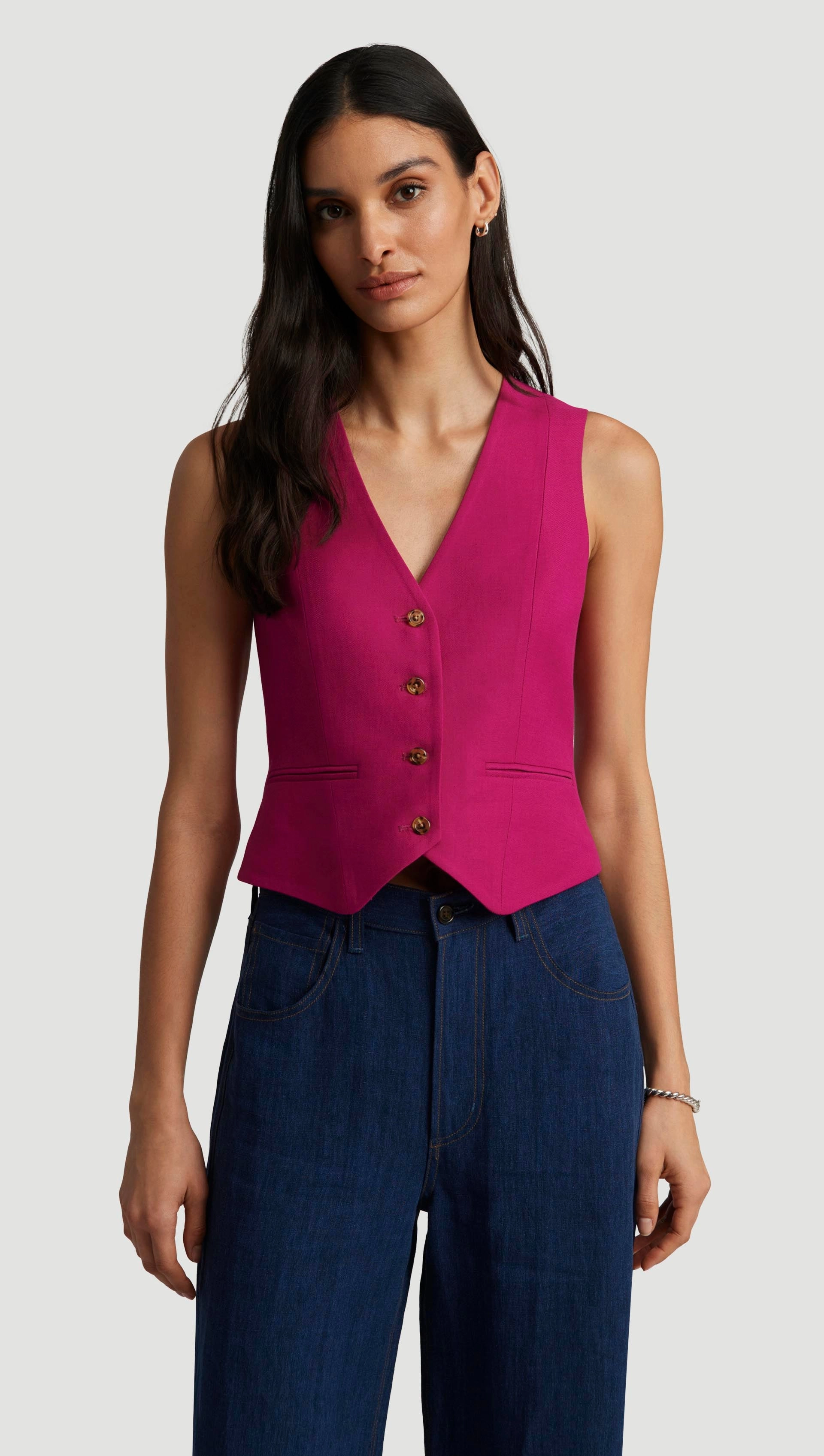 Waistcoat in Viscose Linen Twill | Fuchsia Asymmetrical hem QuickDry Technology