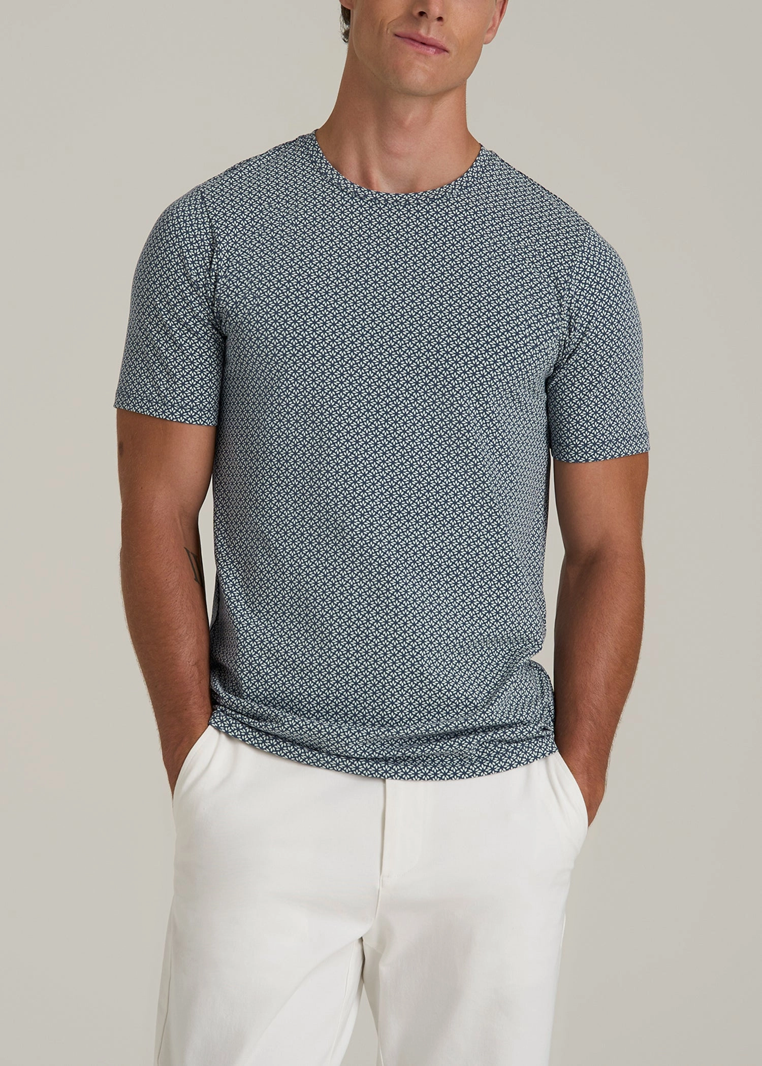 Stretch Pima Cotton Printed Tee for Tall Men in Grey and Blue Geometric AntiStaticFinish Reinforced Shoulders