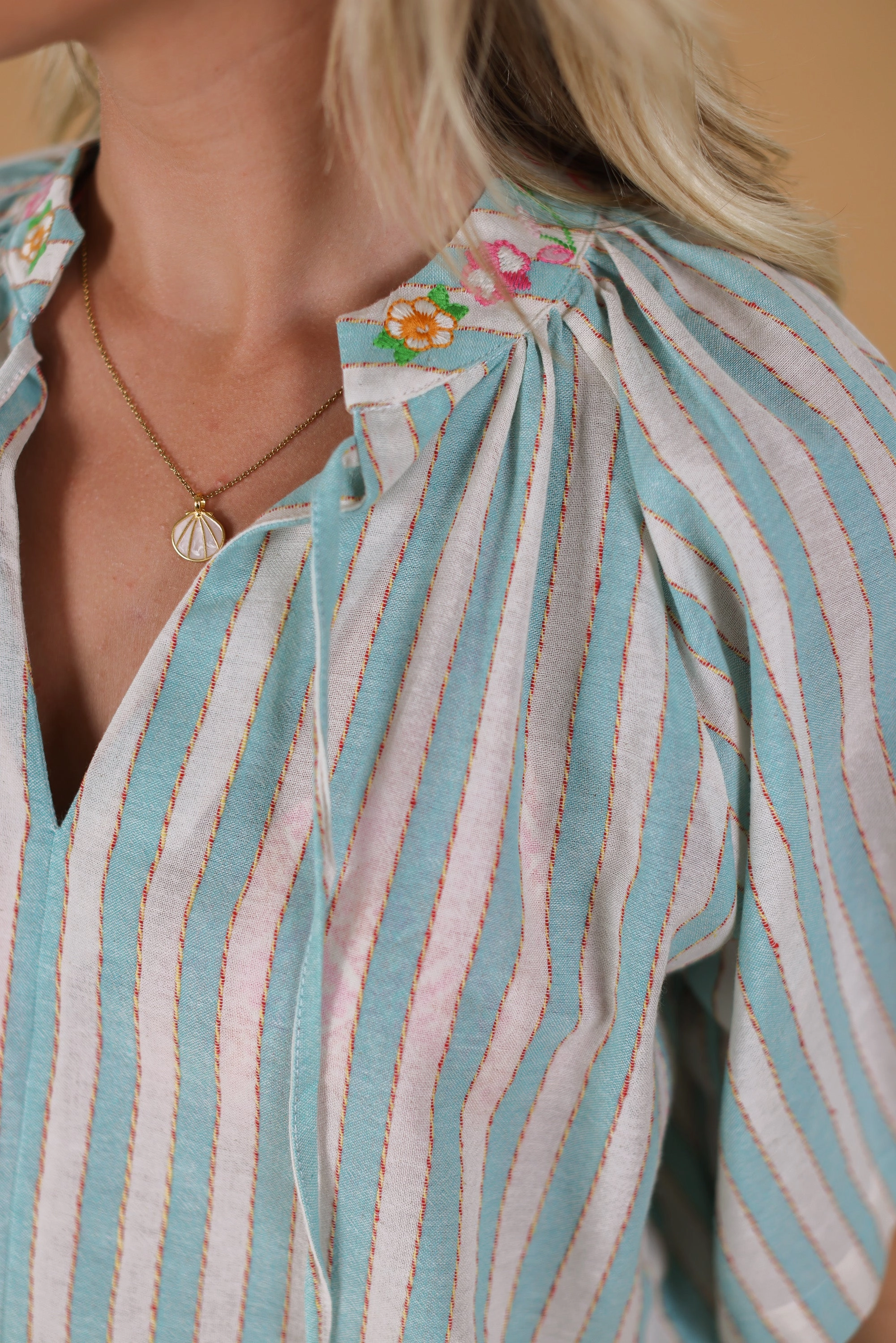 Top Alessandro Stripes Versatile Base Layer CompressionSupportWeave