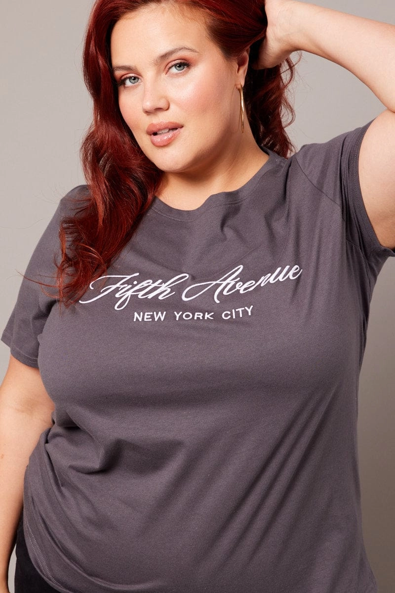 Vibrant Colors Stylish Everyday Wear Grey Graphic T-shirt Short Sleeve Crew Neck