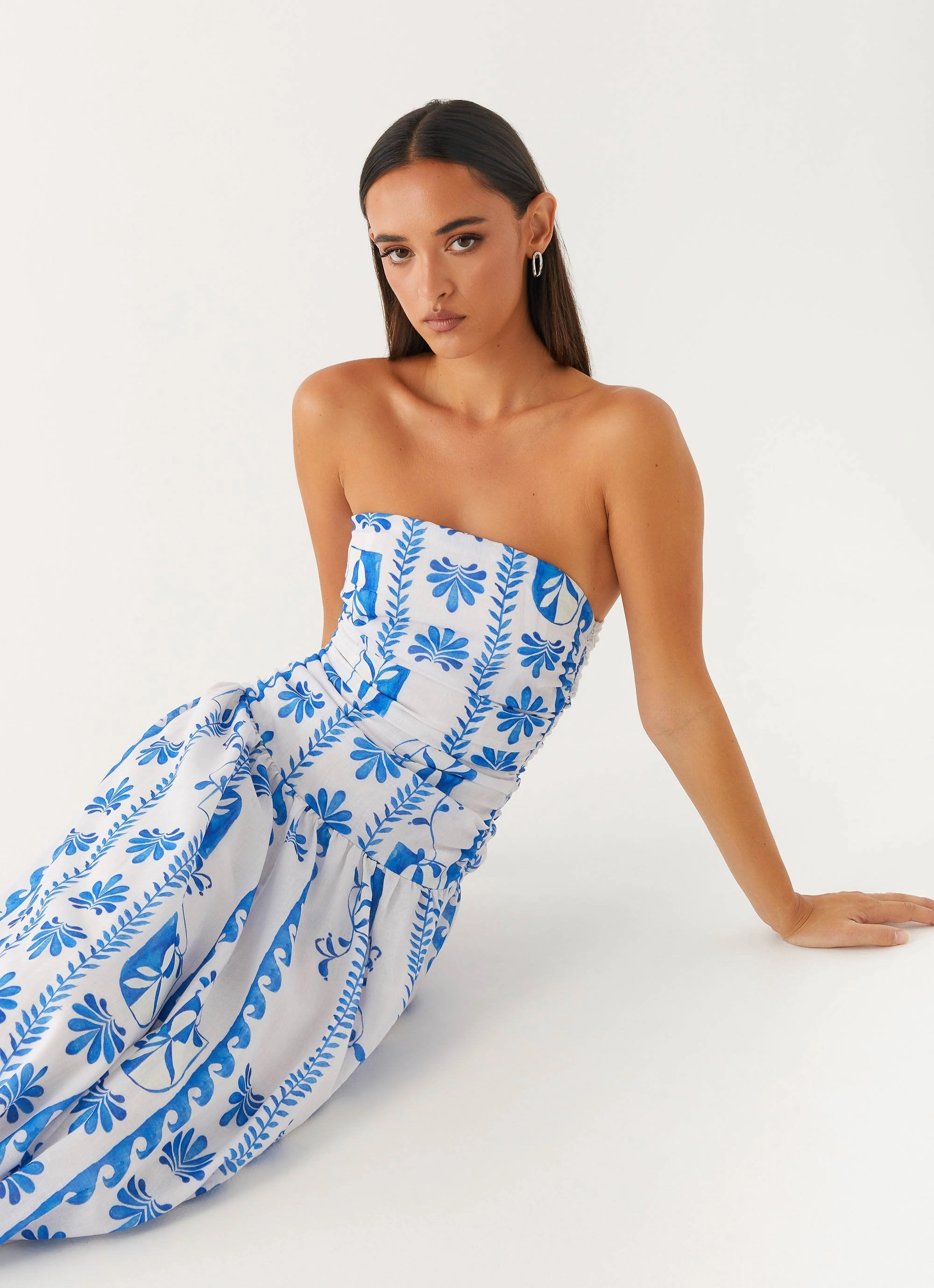 Carmel Maxi Dress - Floral Wave Timeless and Comfortable Soft Appearance