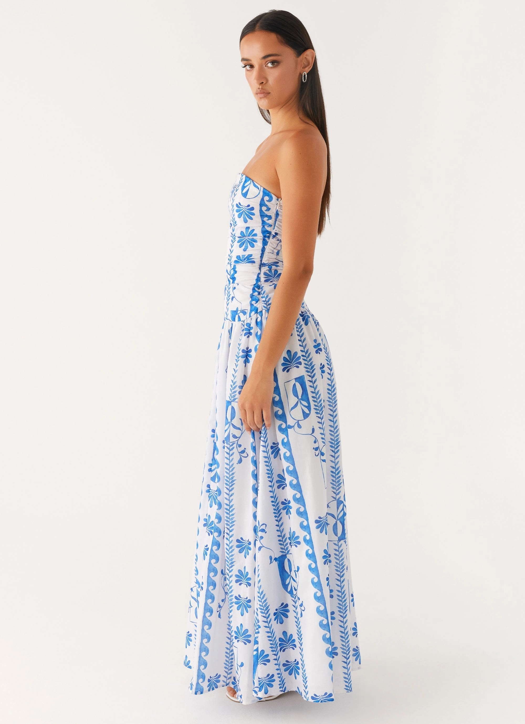 Carmel Maxi Dress - Floral Wave Style Blend