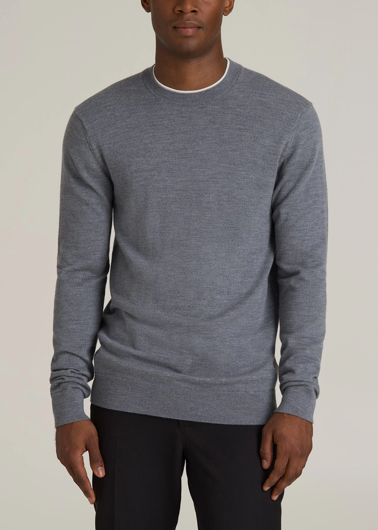 Merino Wool Crewneck Tip Sweater for Tall Men in Grey Mix Modern Sporty Chambray
