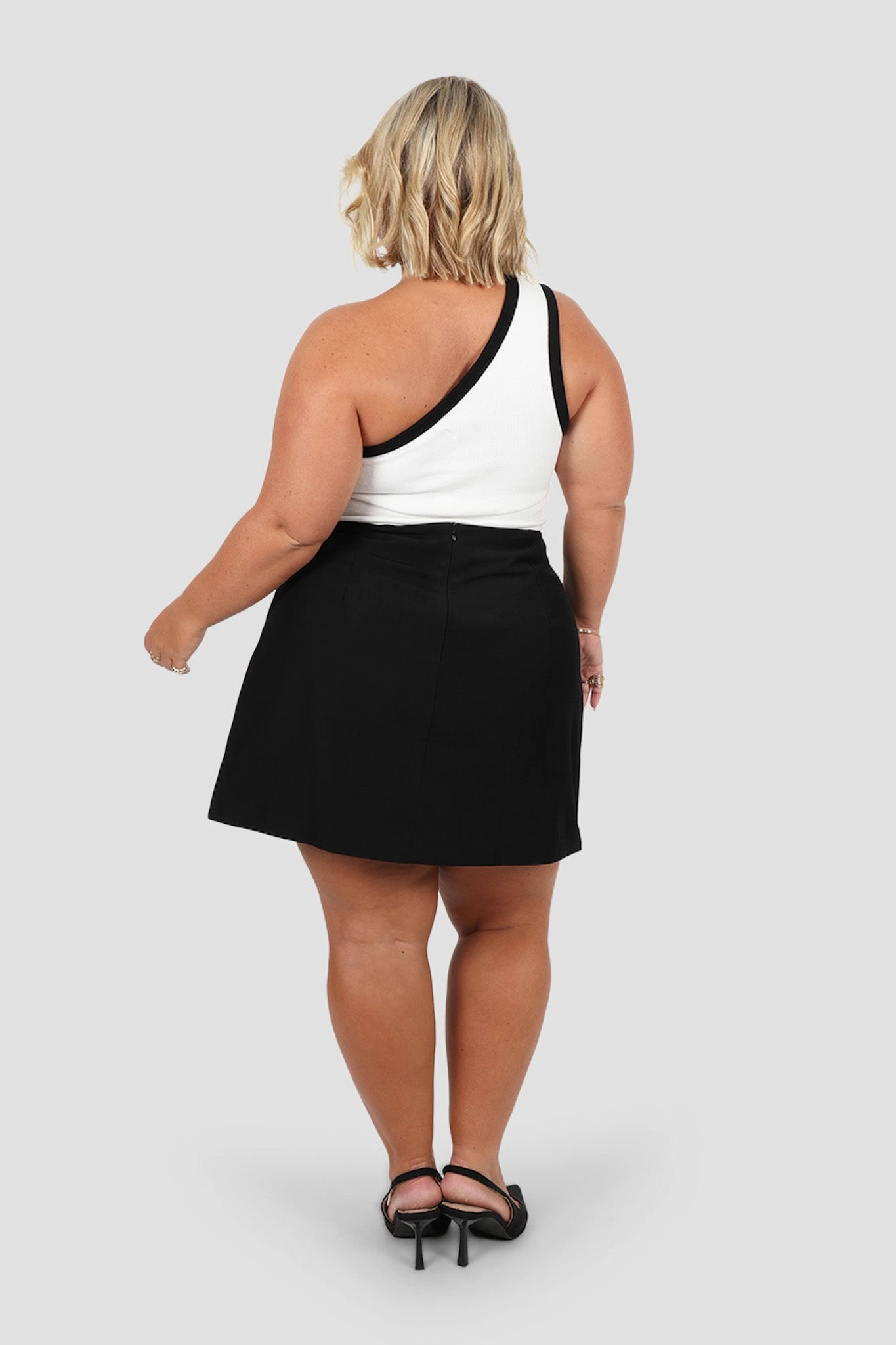 Easy Outfit Outfit Game PORTER SKIRT BLACK