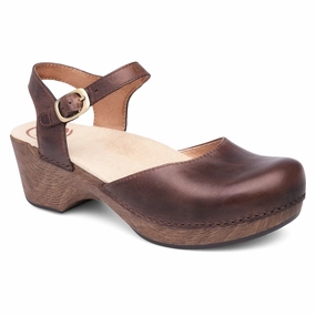 Dansko Women's Sam Vintage Pull Up Sandal - Teak Elegant