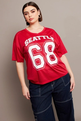 Red Graphic T-shirt Short Sleeve V-Neck Oversized Essential Comfort Basic Layer