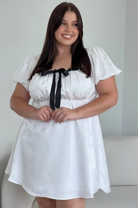 Evening-Wear White Ruched Bust Mini Dress Puff Sleeve Ribbon Detail
