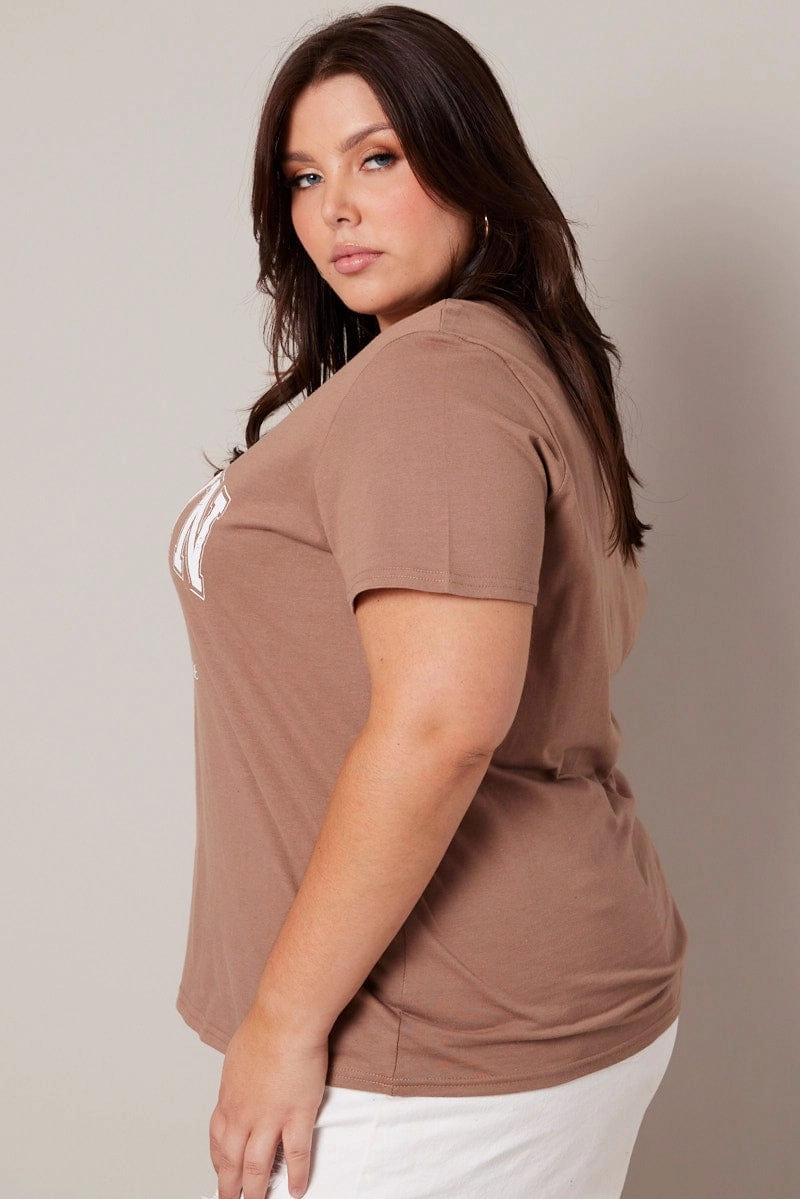 Lightweight Style Brown Graphic T-shirt Short Sleeve Crew Neck