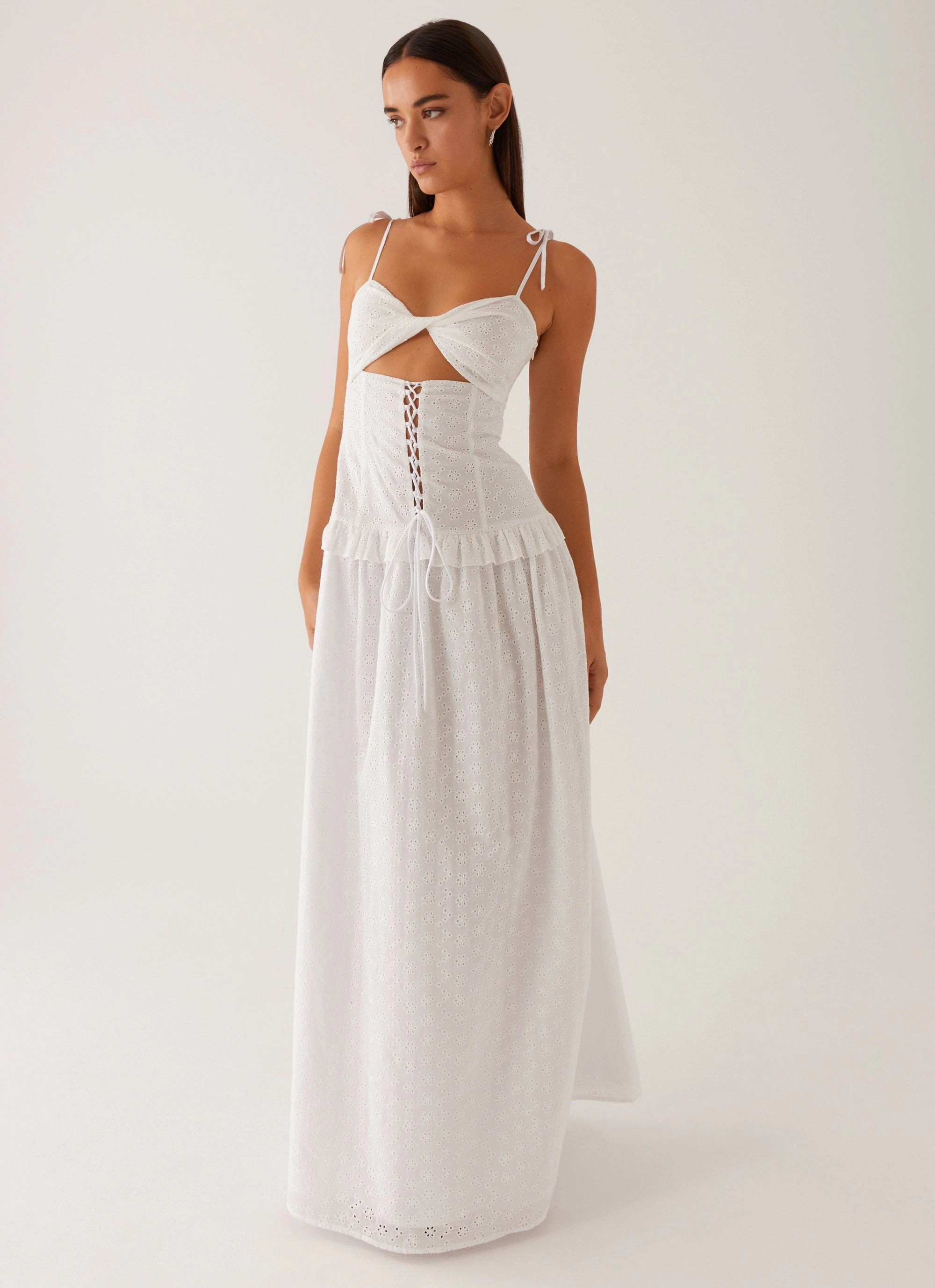 Reveria Twist Maxi Dress - Ivory Chic Energy