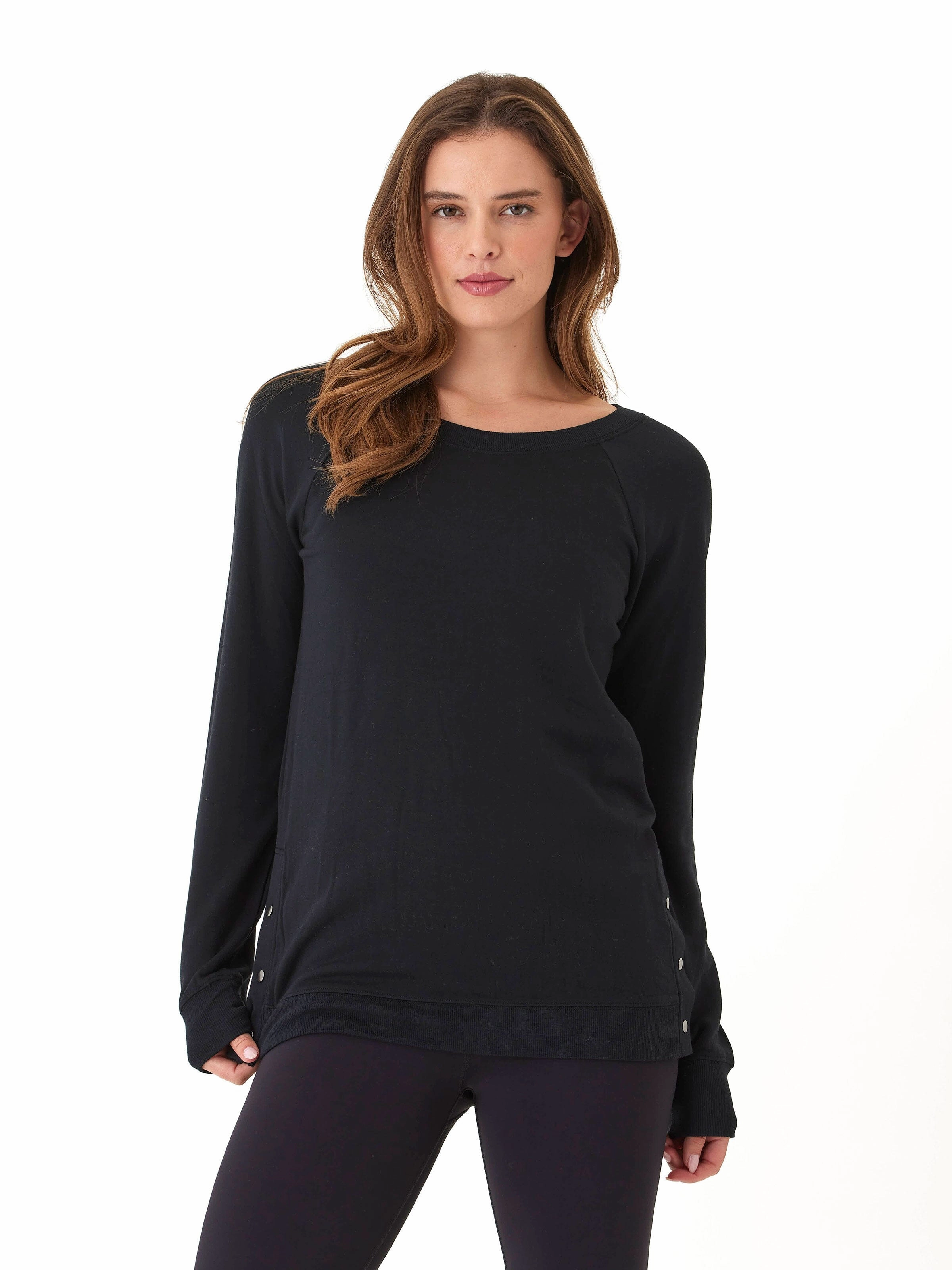 Layer Friendly Shape Roberta Feather Fleece Snap Button Sweatshirt