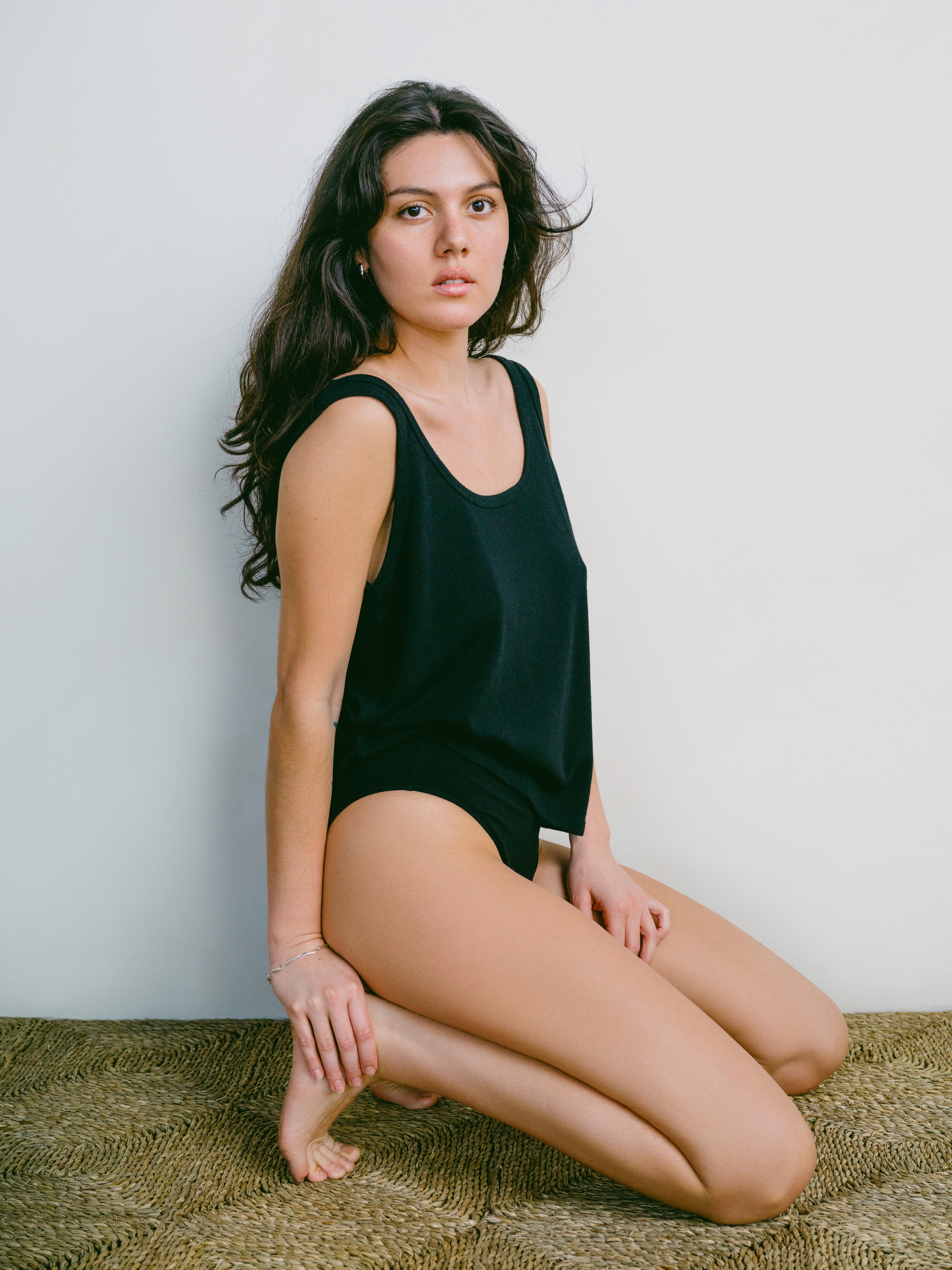 Scoop Tank, Regen Silk Noil Jersey, Black Casual Chic Look Sleek Performance Fit