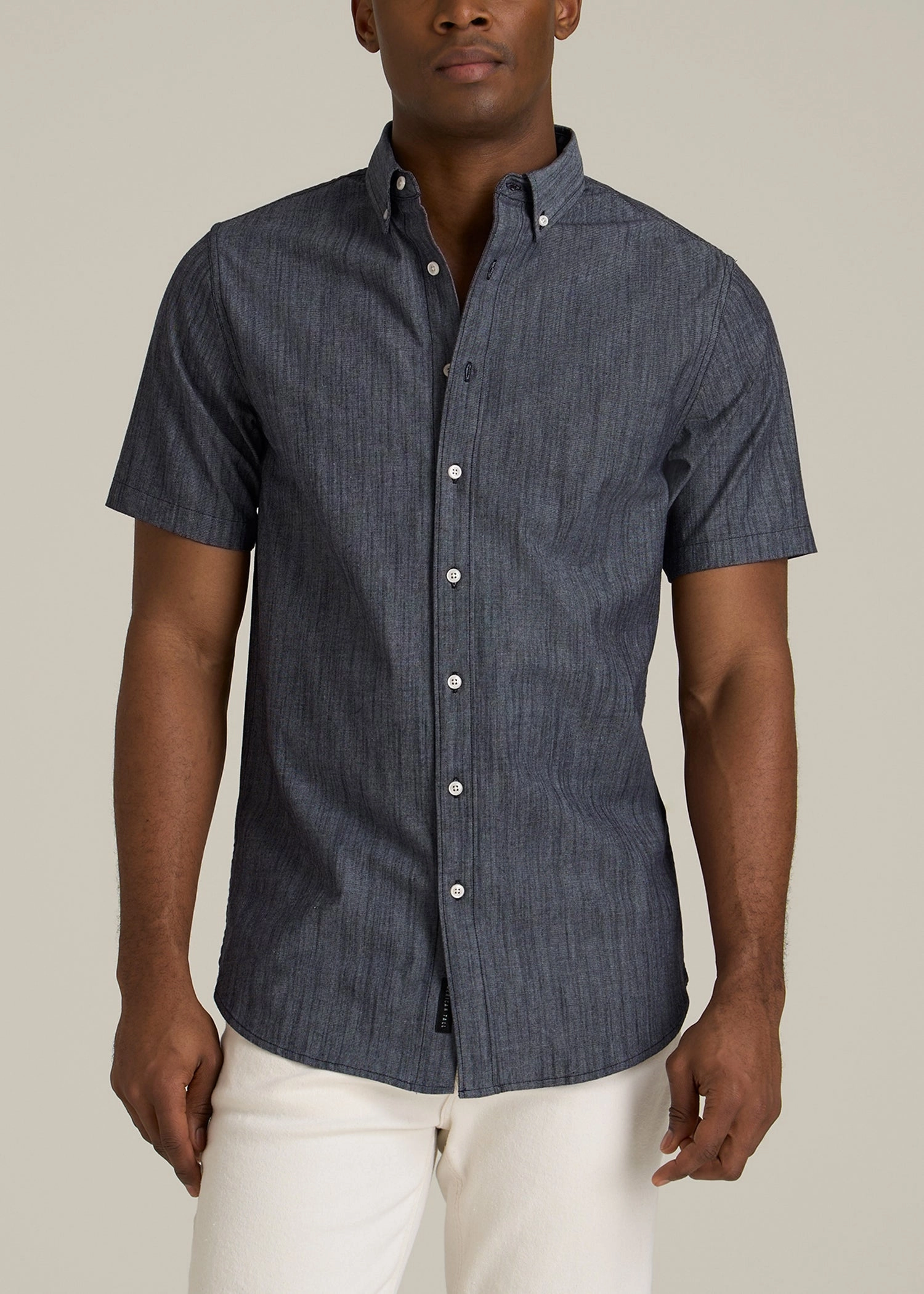 Short Sleeve Stretch Chambray Shirt for Tall Men in Dark Blue Chambray AntiPillingTreatment Temperature Regulating Fibers
