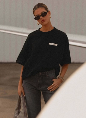 Signature Oversized Tee - Black Cycling endurance Quick Fit Design