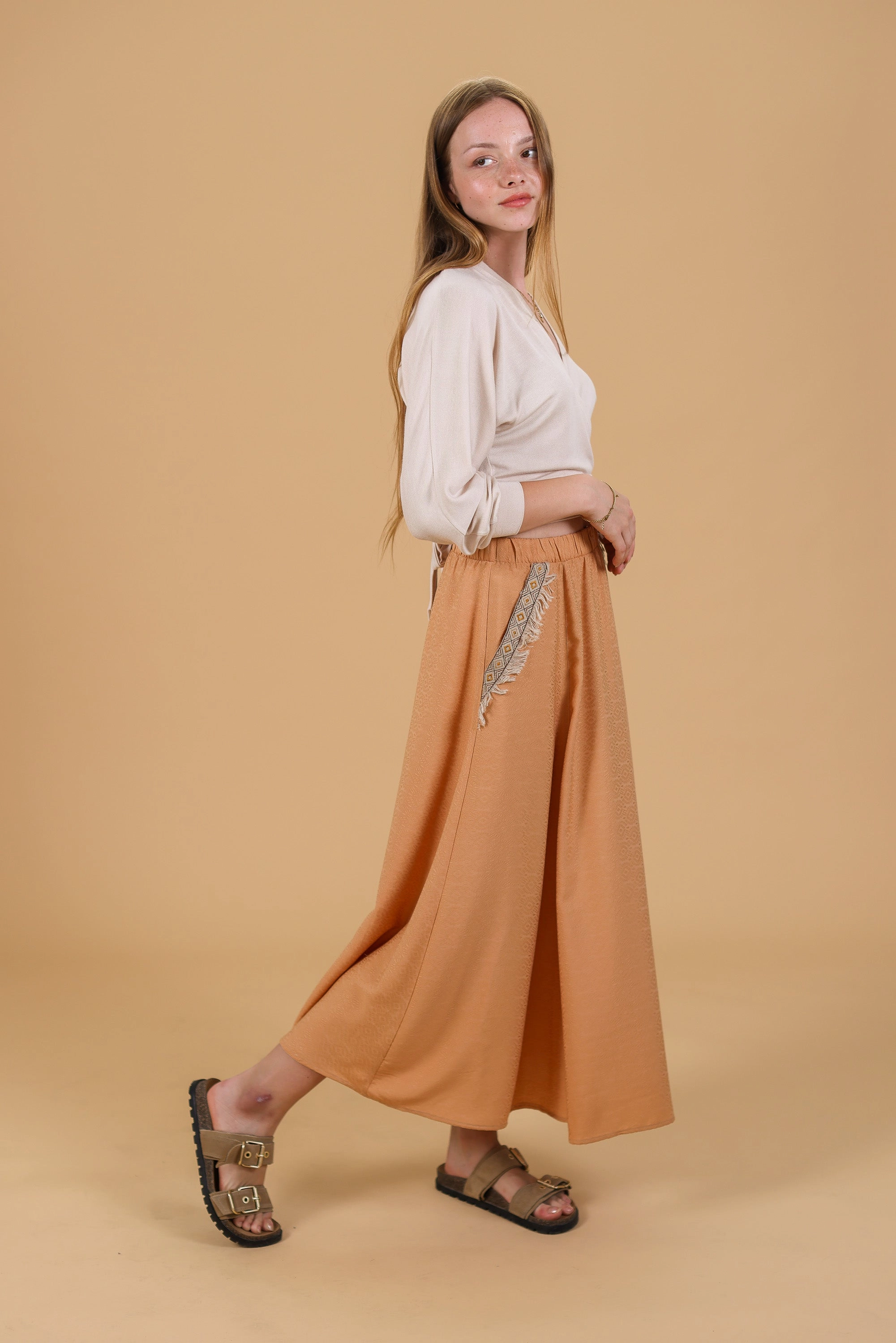 Skirt Melia Peach Oversized style Contrast Panel