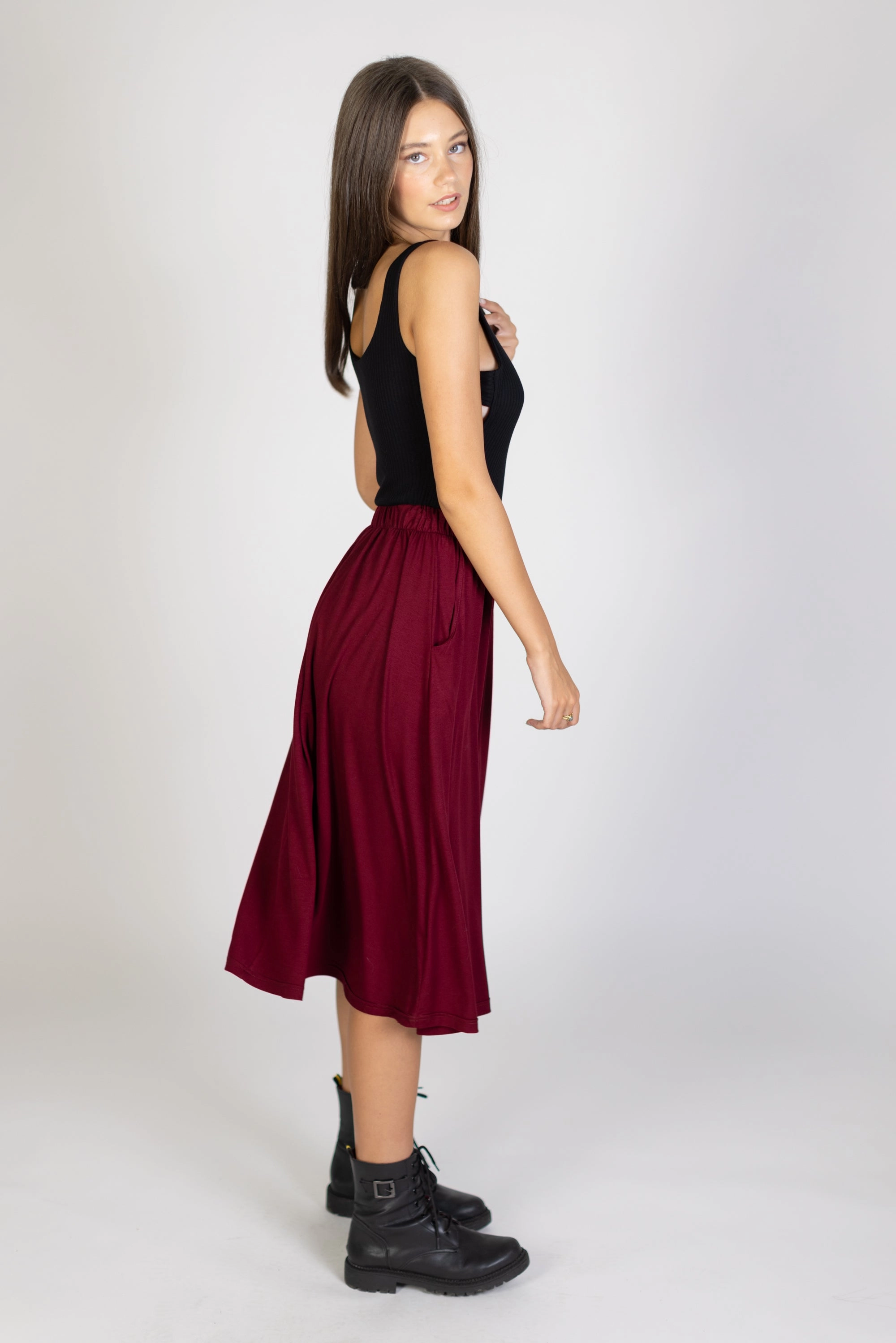 Water Repellent Transitional Wear Skirt Serena Wine Red