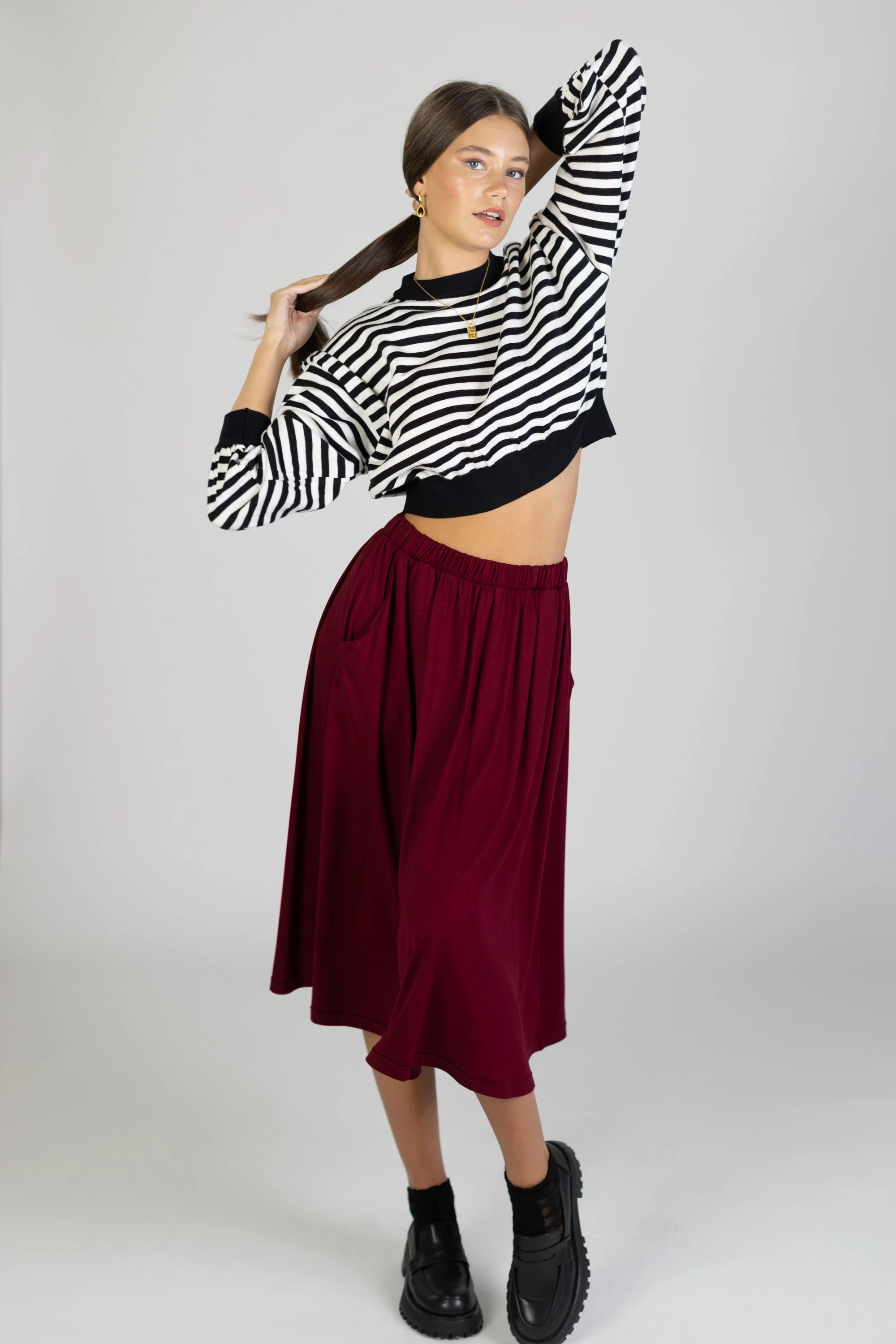 Day To Night Front Slit Skirt Serena Wine Red