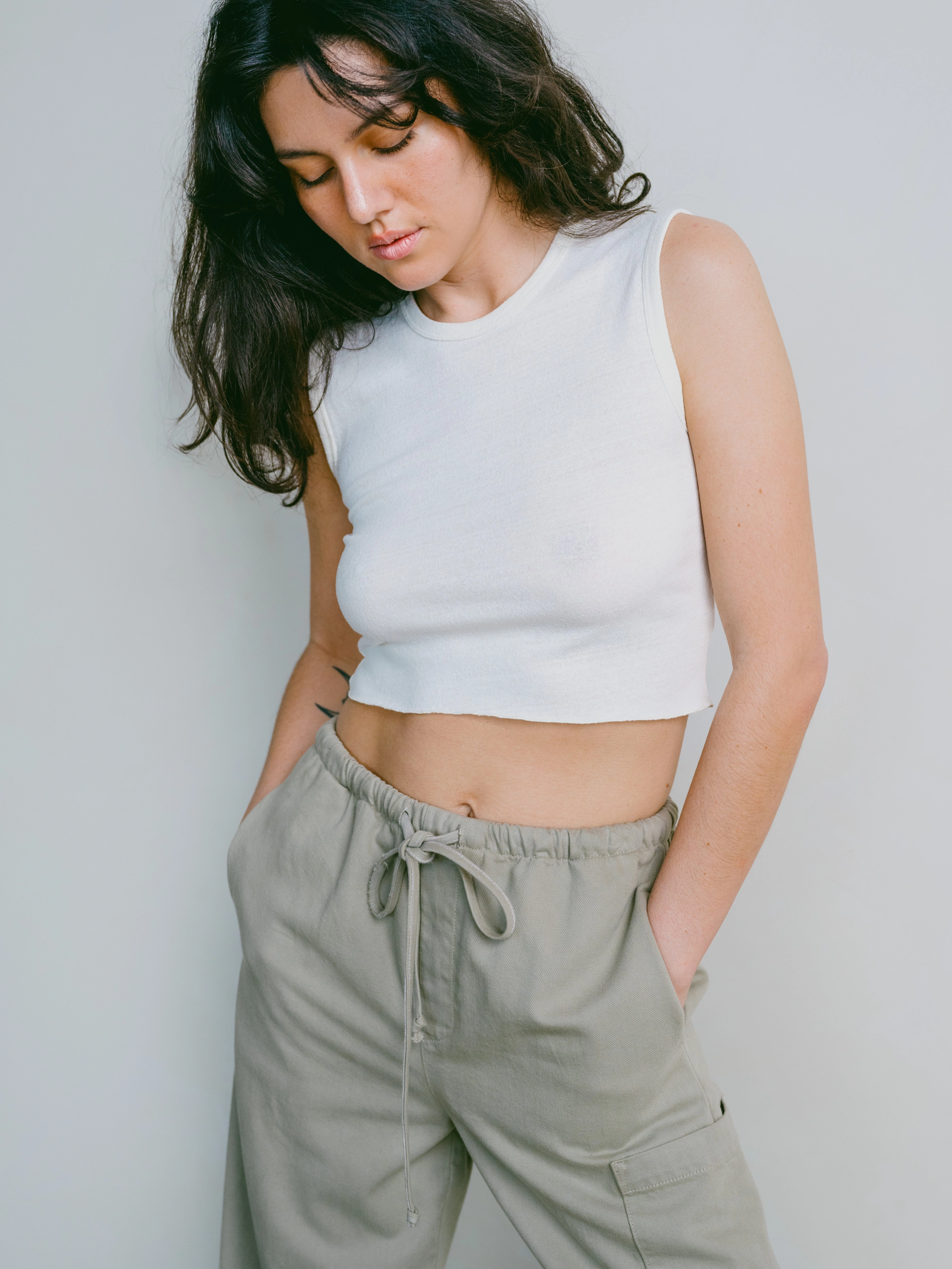 City Smart Look Layerable Look Tasi Crop, Regen Silk Noil Jersey, Natural