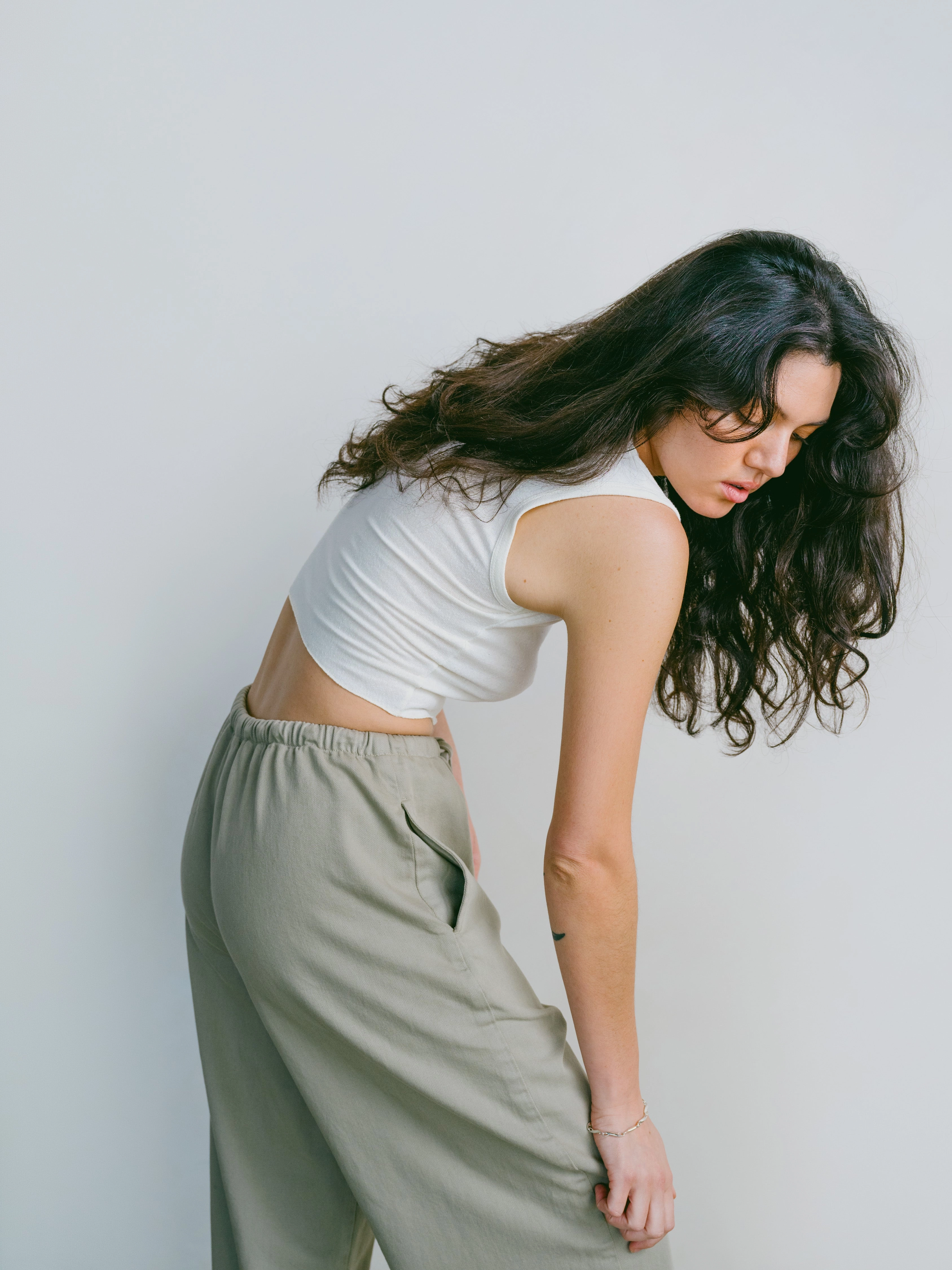 Outdoor Light Tasi Crop, Regen Silk Noil Jersey, Natural