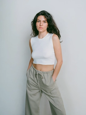 Tasi Crop, Regen Silk Noil Jersey, Natural Fashionable Option Heather Jersey Material
