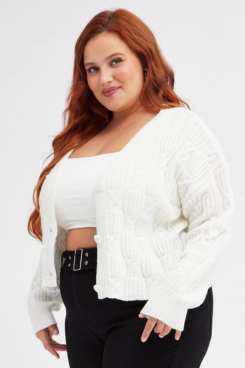 Bonded Closure Mechanism White Oversized Cable Knit Cardigan