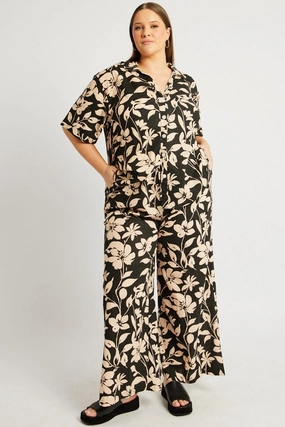 Black Floral Relaxed Shirt Short Sleeve Linen Blend Chic Layer
