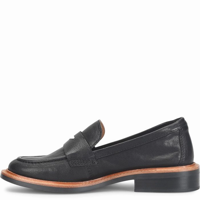 Footstep Care Smooth   surface Sofft Women's Mara Loafer - Black