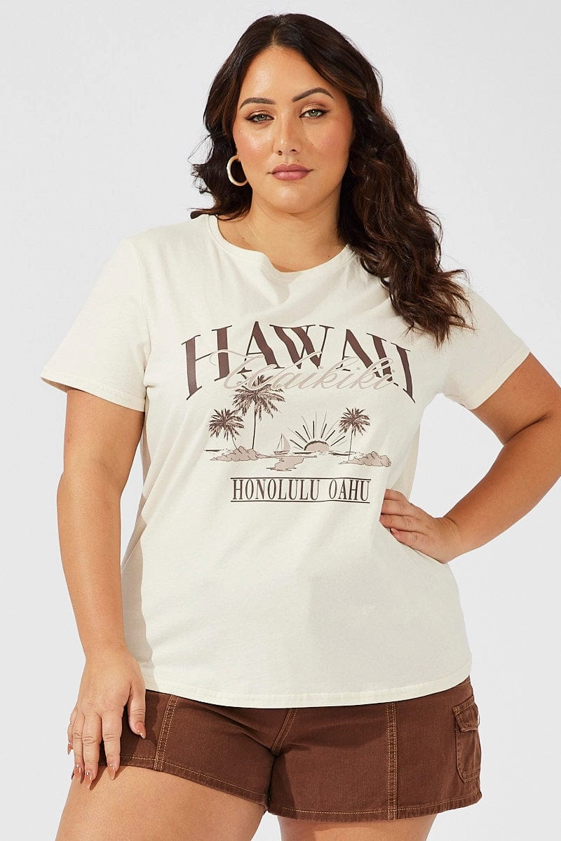 Beige Graphic T-shirt Short Sleeve Crew Neck Seasonal Comfort Temperature Control Fabric