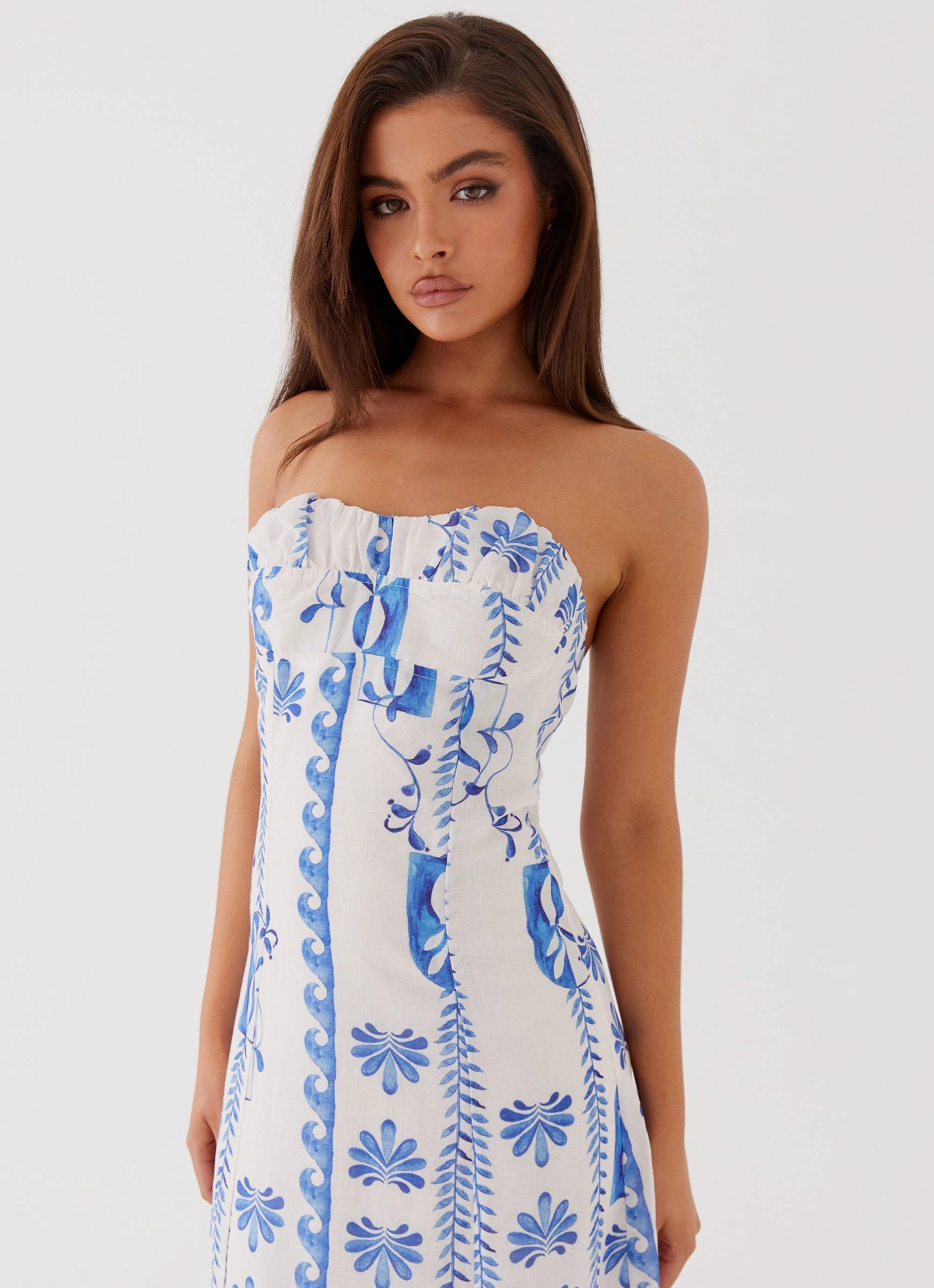 Tayla Linen Maxi Dress - Floral Wave Classic Comfort