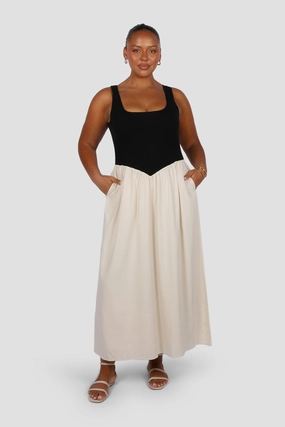 MYRA DRESS NEUTRAL/BLACK Coffee Break Tasteful Detail