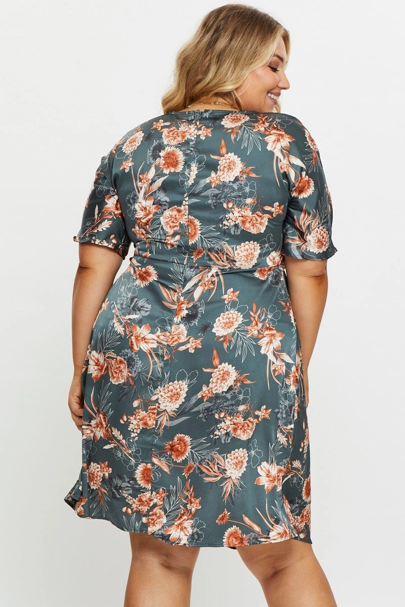 Floral Print Skater Dress V-neck Three-Quarter Sleeve Relax Style