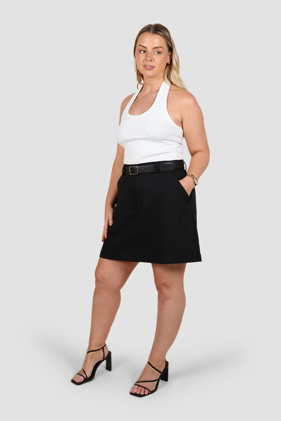 SOREVA SKORT BLACK Knee Length Odor control