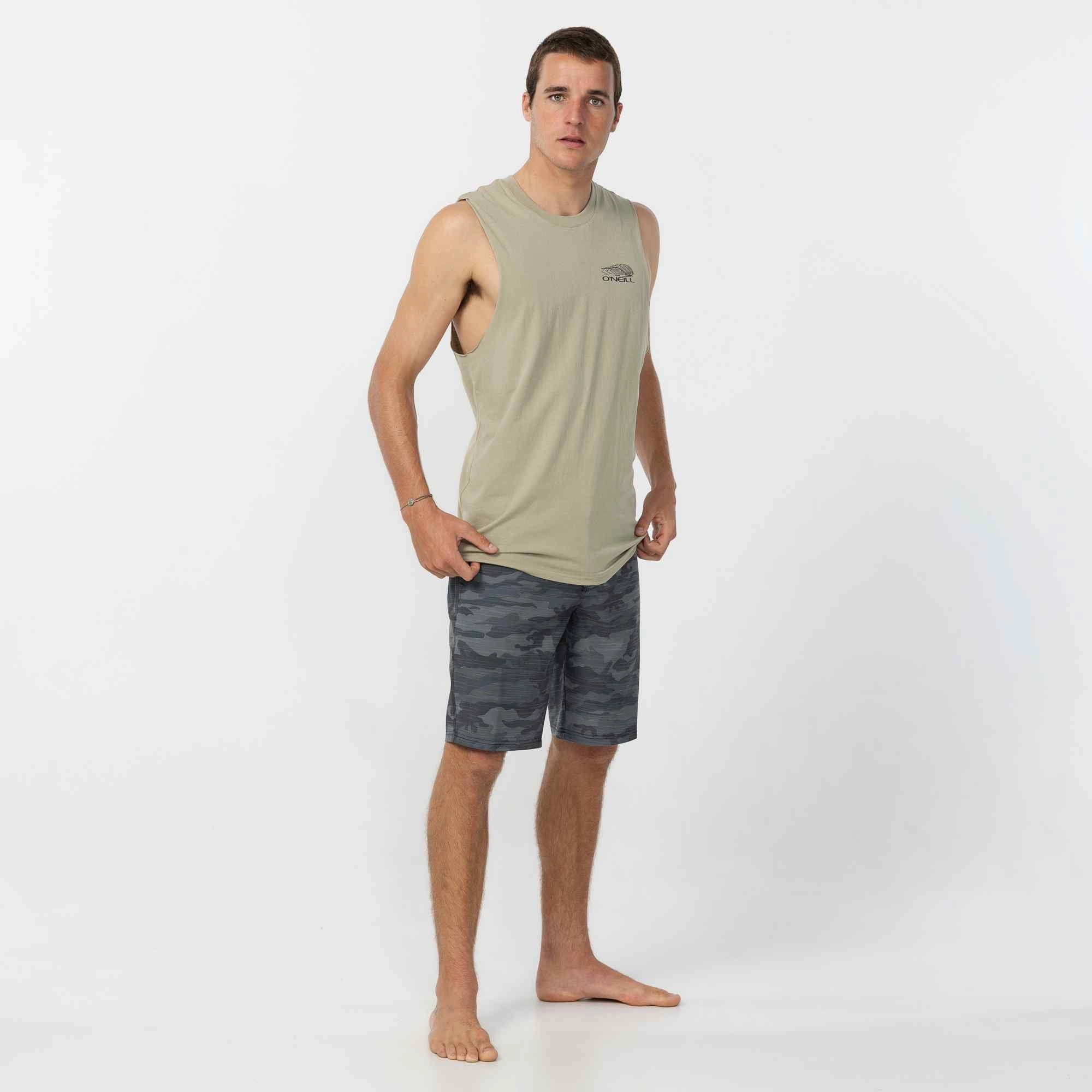Soft and Flexible Dusk Muscle Tee - Seagrass