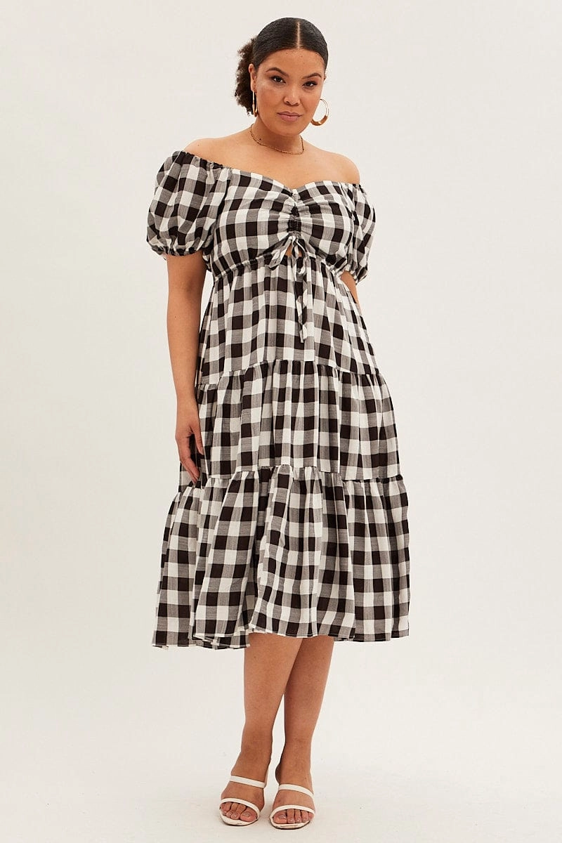 Mood Friendly Flattering and Chic Stripe Midi Dress Short Sleeve Sweetheart Neck Cut Out