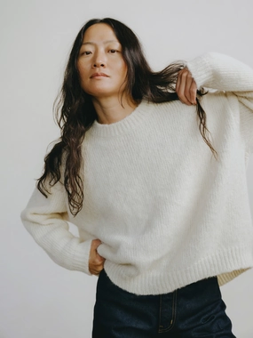 foldable Cozy All Season Chleo Crew, Alpaca Cotton, Cream