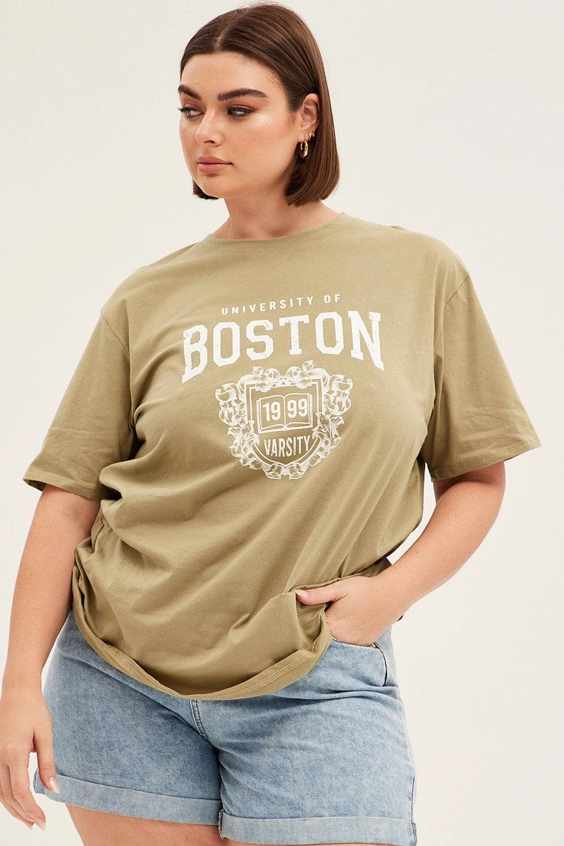 Green Short Sleeve Oversized Boston Round Neck T-shirt Casual Design Fit