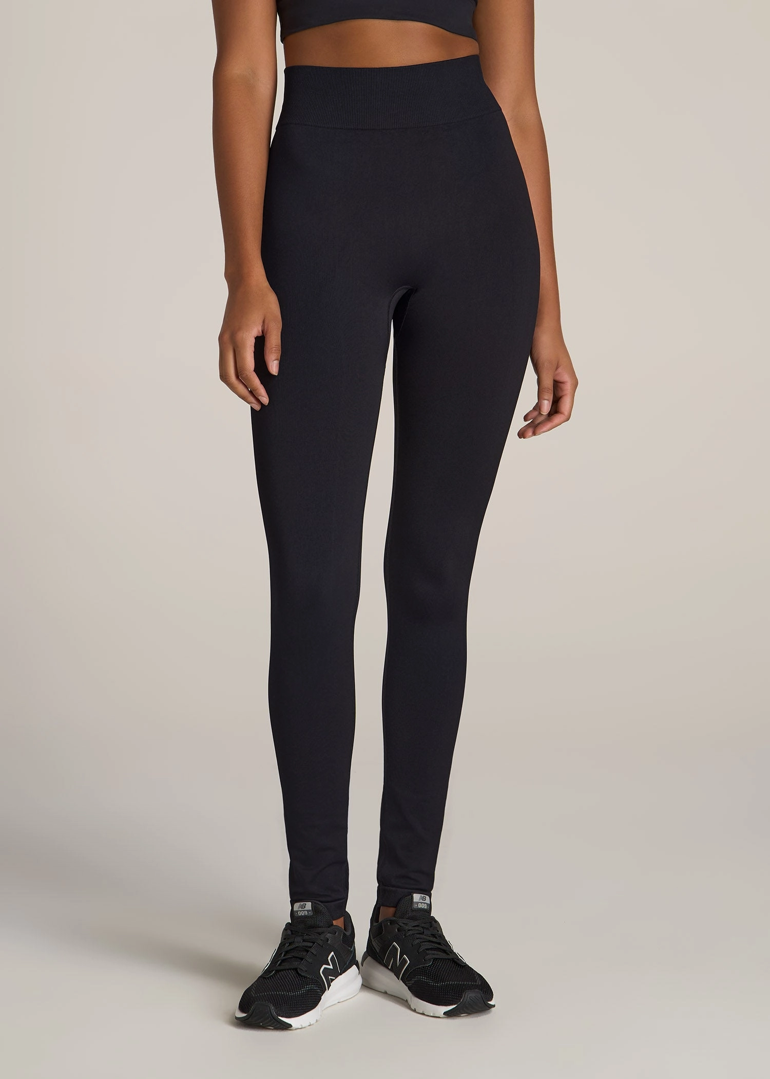 Seamless Leggings for Tall Women in Black Travel Ready Clean Form