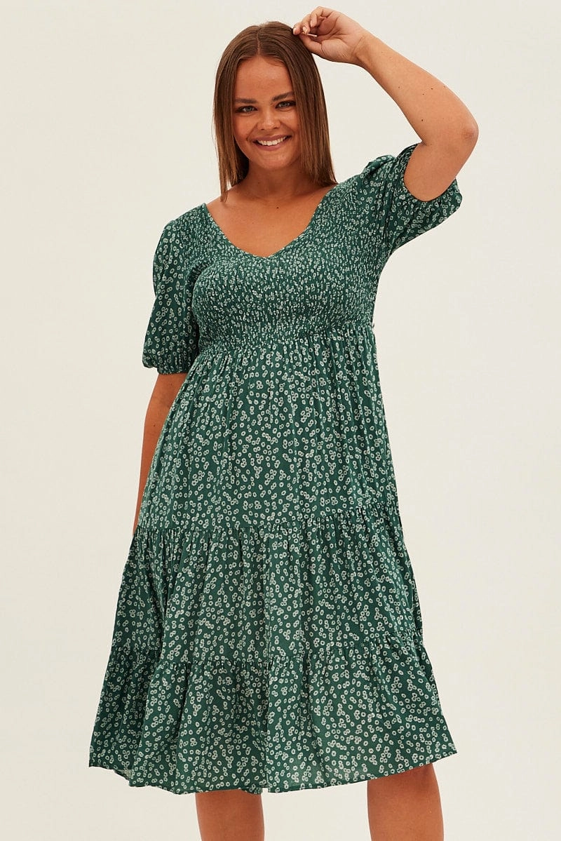 Green Ditsy Midi Dress Shirred Bodice V-neck Travel Essential Classic and Chic