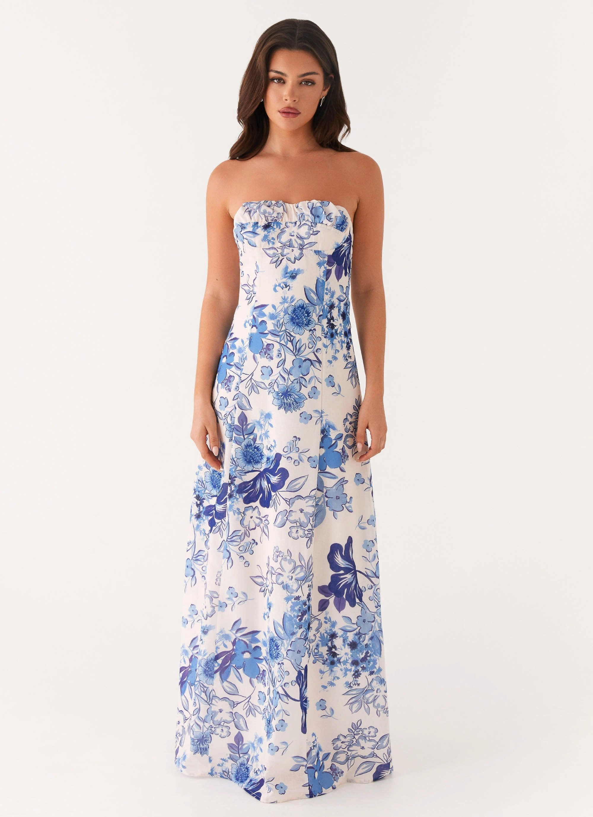 Tayla Linen Maxi Dress - Serene Sky Floral Sharp Finish