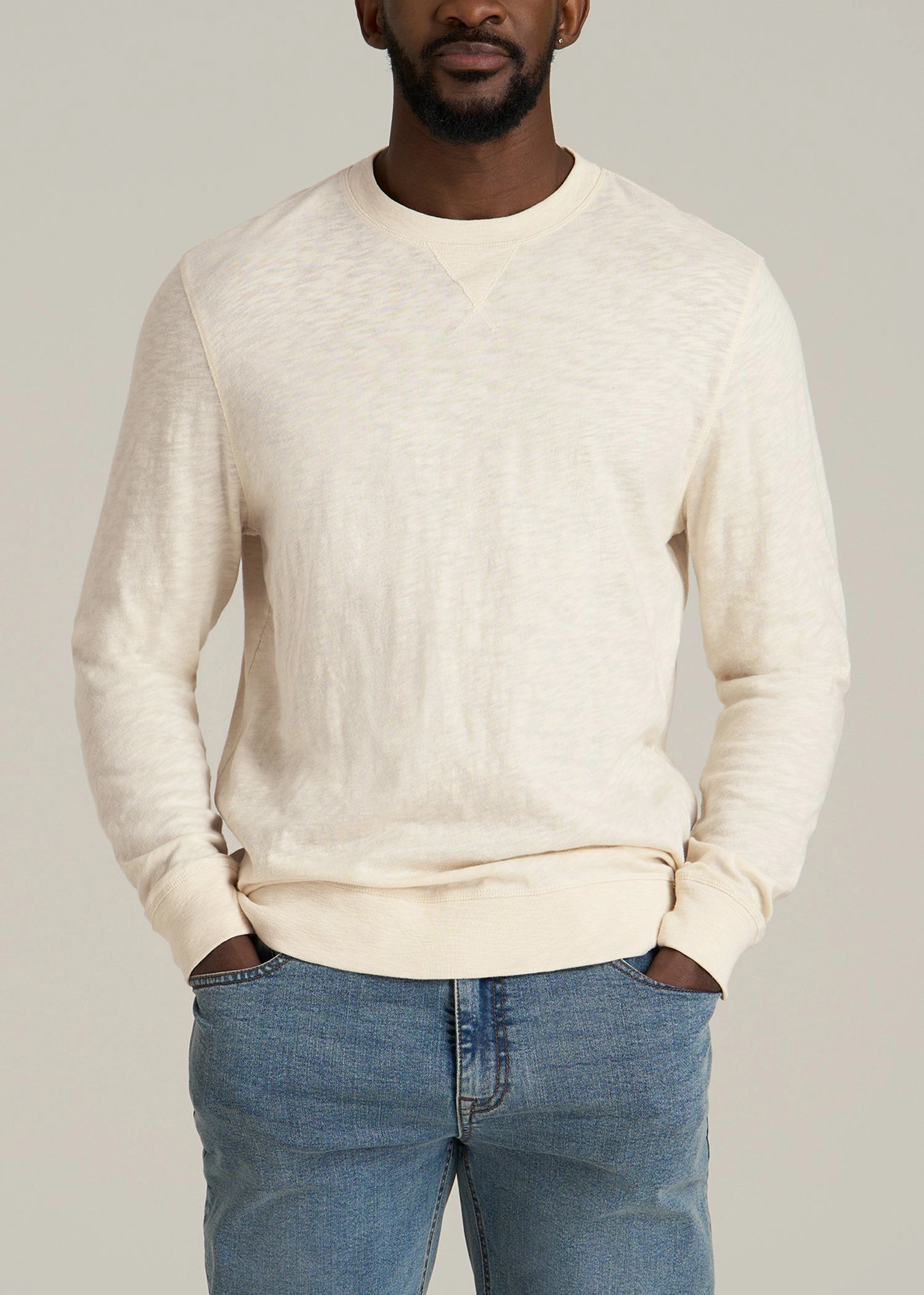 Chic Design Sunwashed Slub Crewneck for Tall Men in Ivory White
