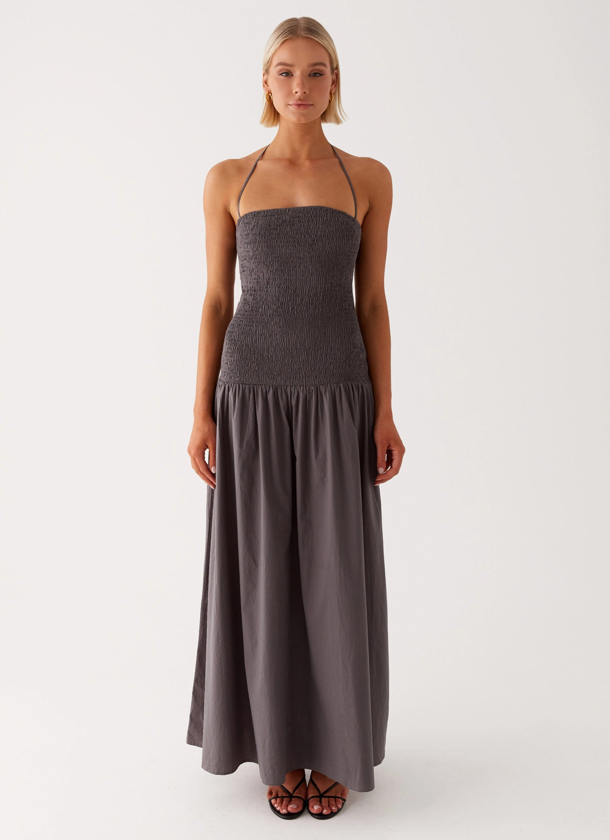 Stylish Silhouette Hidden-Pocket Zahra Maxi Dress - Charcoal