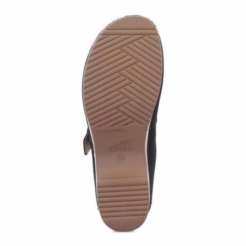 Move Around Dankso Women's Britney Clog Burnished Nubuck - Black