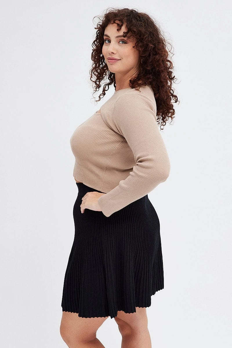 Performance Outfit Black Knee Skirt Knit Flare