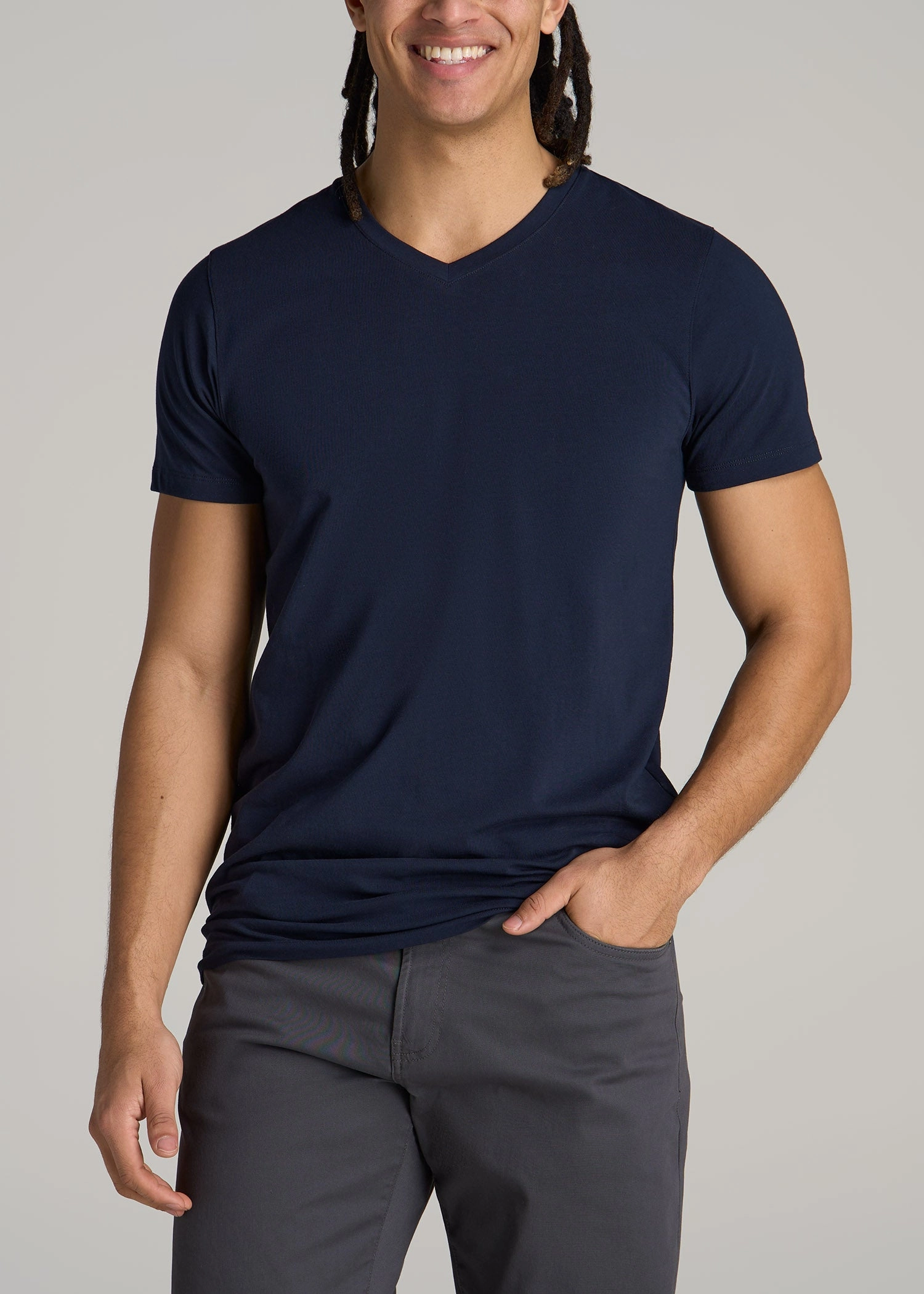 The Essential MODERN-FIT V-Neck Tee for Tall Men in True Navy Convertible Style VentilatedMeshPaneling